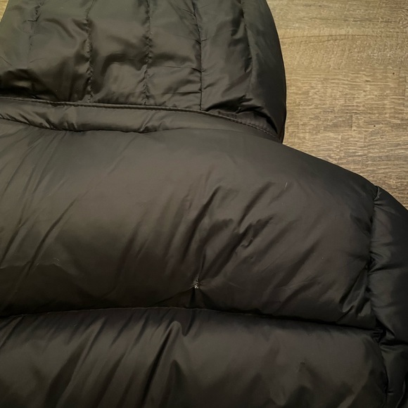 ❌SOLD❌ A&F Lightweight Down Filled Packable Puffer - Picture 3 of 4